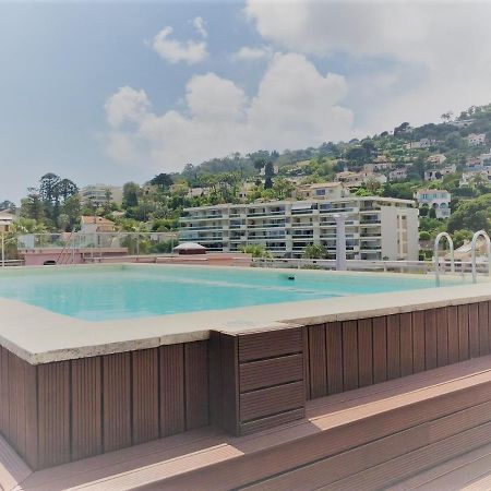 Apt Golfe Juan - 5Min Des Plages - Parking Privee - Piscine Rooftop Vallauris Buitenkant foto