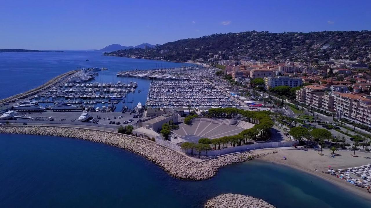 Apt Golfe Juan - 5Min Des Plages - Parking Privee - Piscine Rooftop Vallauris Buitenkant foto