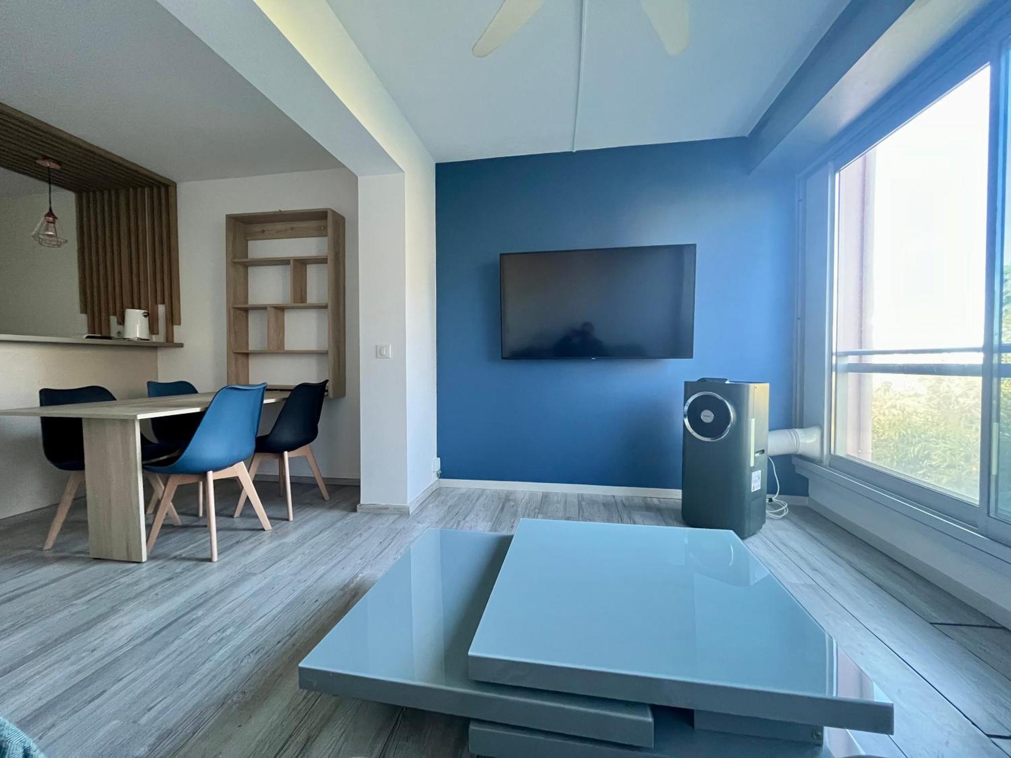 Apt Golfe Juan - 5Min Des Plages - Parking Privee - Piscine Rooftop Vallauris Buitenkant foto